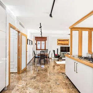https://solaga-mary.1costadelsol.com