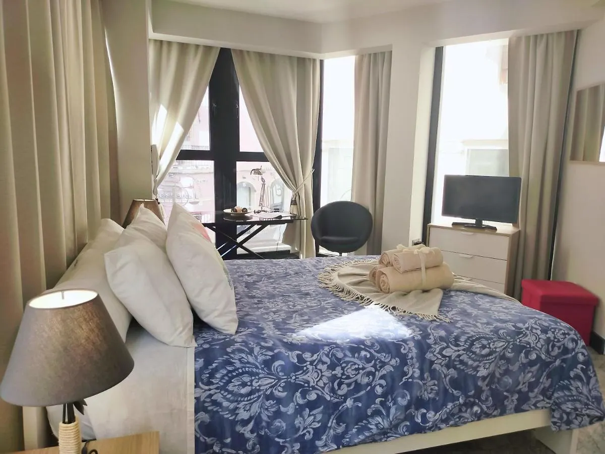 아파트 Bohemian & Suites Panoramic -Parking 세비야