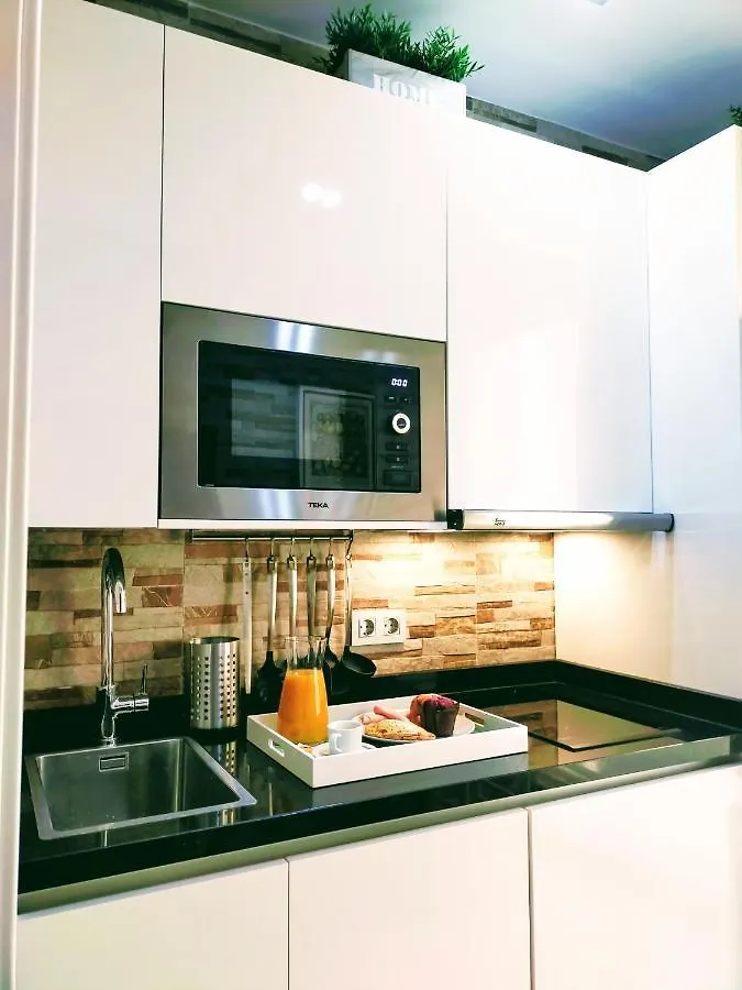 아파트 Bohemian & Suites Panoramic -Parking 세비야