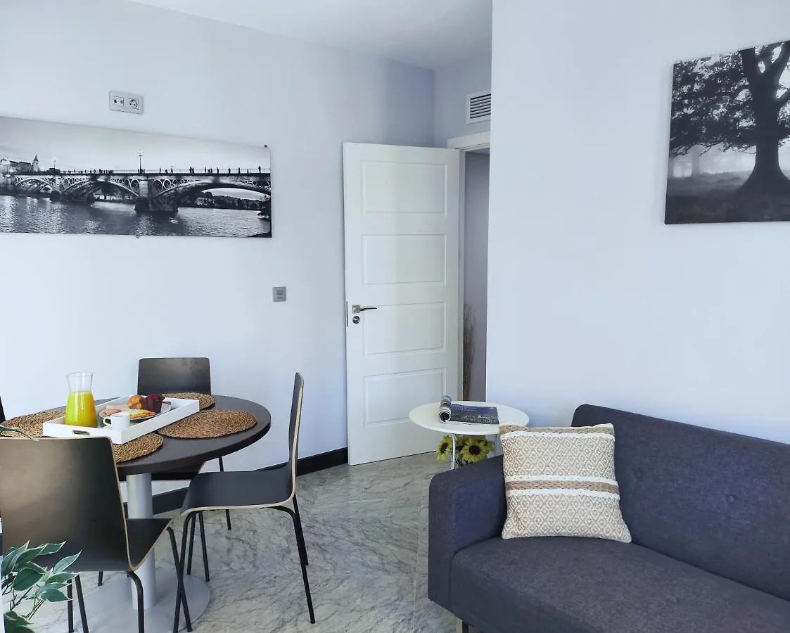 아파트 Bohemian & Suites Panoramic -Parking 세비야