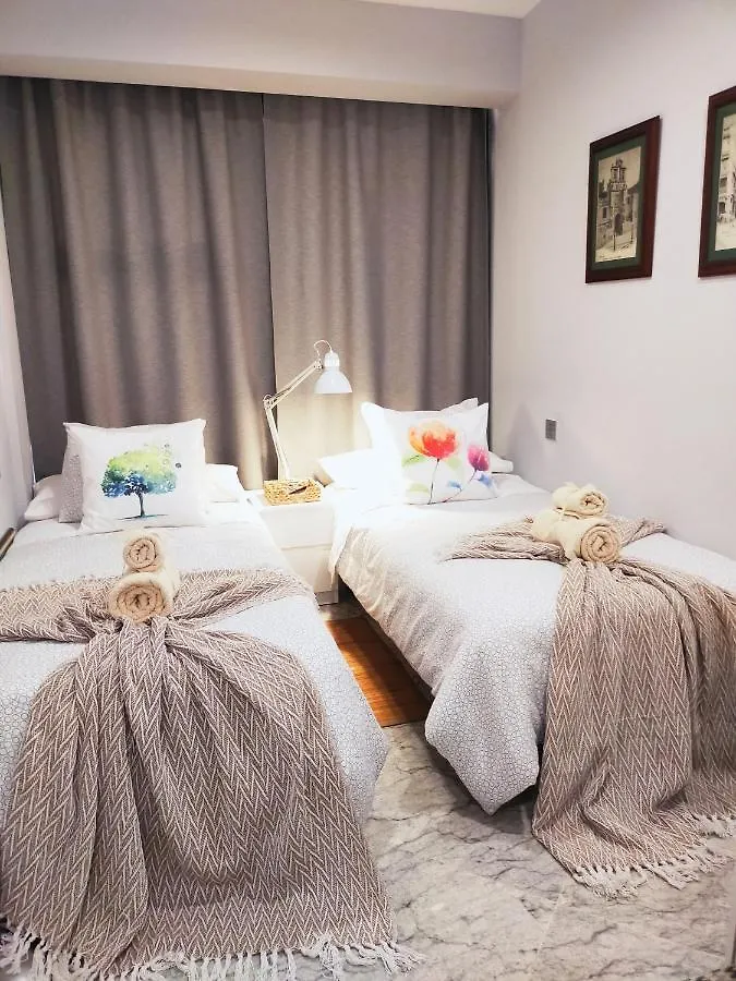 아파트 Bohemian & Suites Panoramic -Parking 세비야
