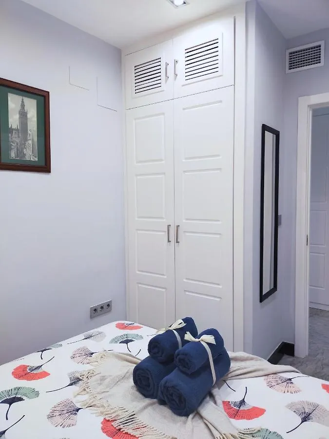 아파트 Bohemian & Suites Panoramic -Parking 세비야